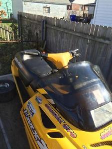 1998 Ski Doo MXZ 670 image 1
