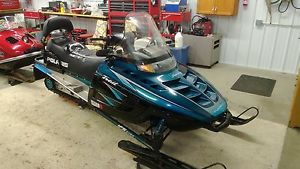 1996 Polaris Trail Touring image 1
